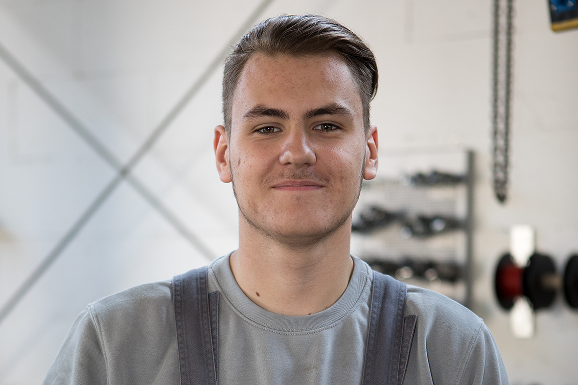 Yannick Brannen, Auszubildender KFZ-Mechatronik Yannick Brannen, Auszubildender KFZ-Mechatronik